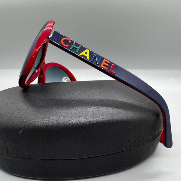 Authentic Chanel Colorful Blue/Red Rainbow Logo Oversized Frame Sunglasses 5138 - Picture 5 of 16